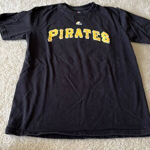 PITTSBURGH PIRATES SIZE LARGE SHIRT
